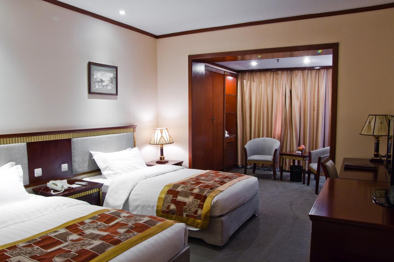 Beijing Dragon Spring Hotel Buitenkant foto